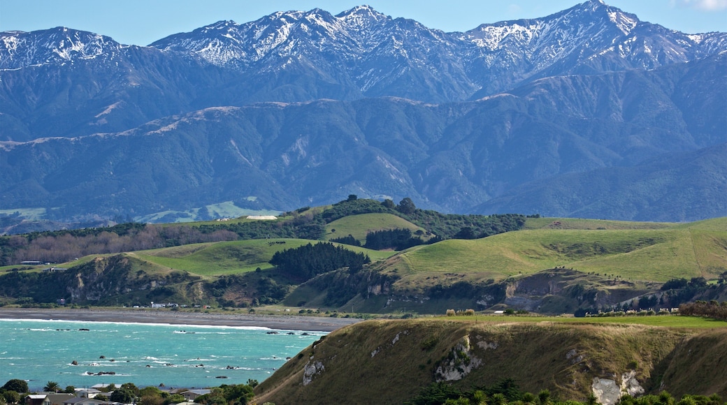 Peninsula Walkway which includes general coastal views, mountains and landscape views