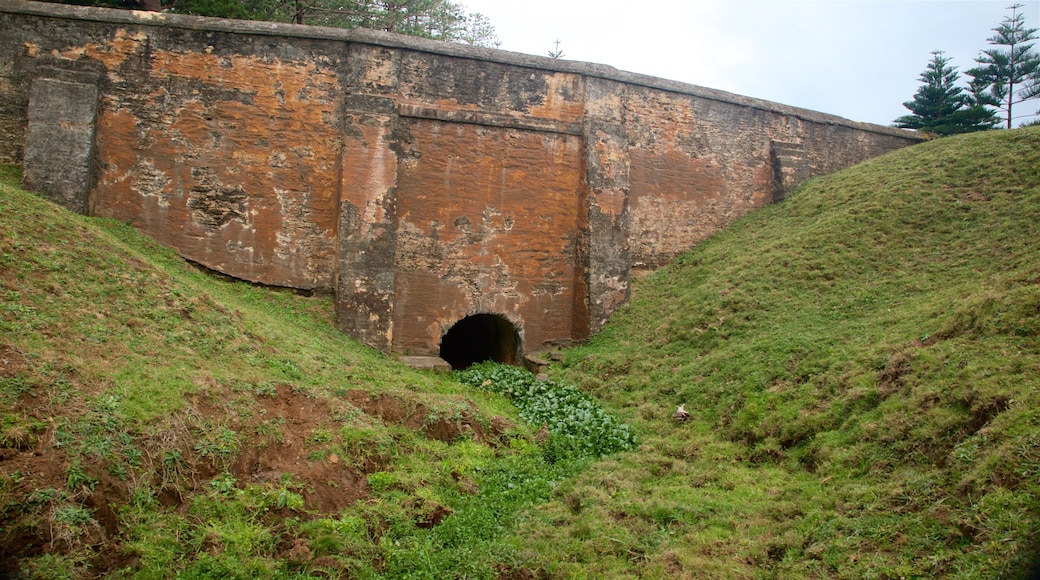 Bloody Bridge which includes tranquil scenes and heritage elements