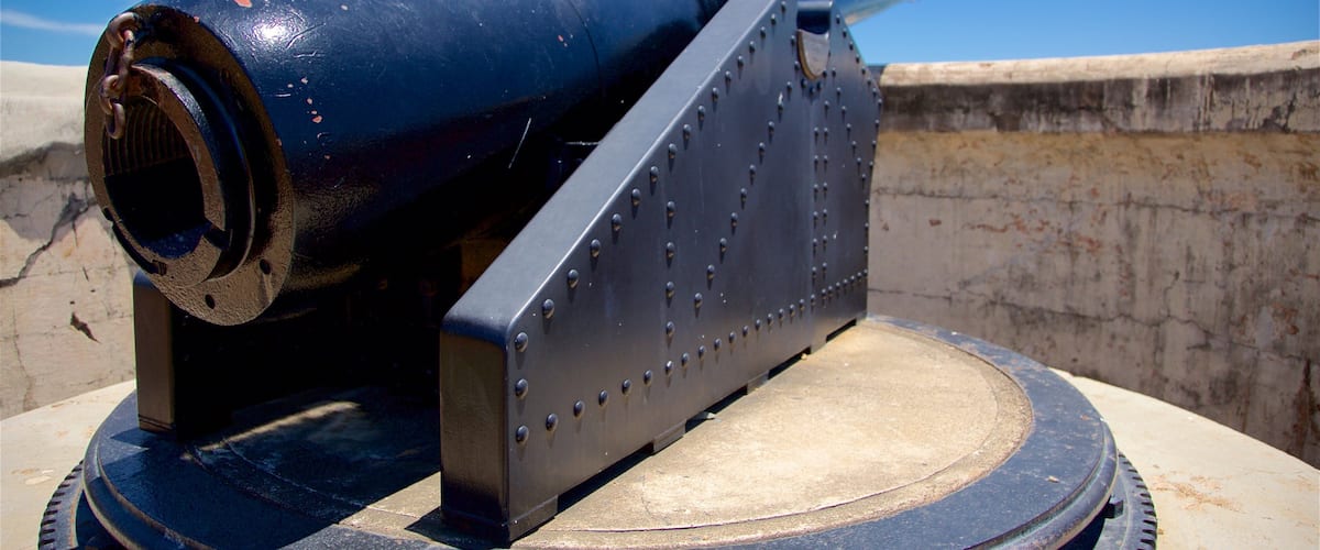 Townsville which includes heritage elements and military items