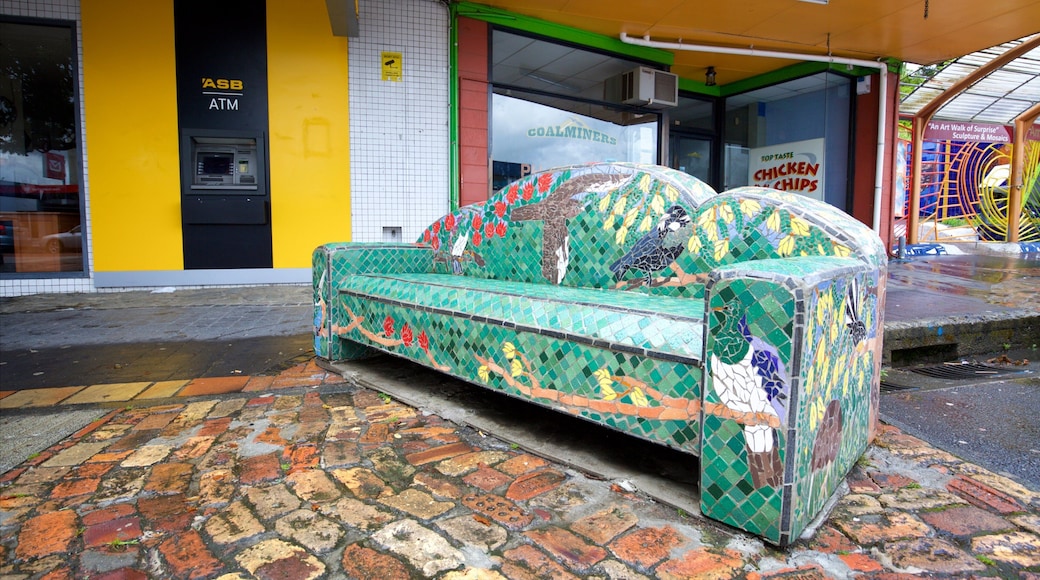 Paihia og byder på udendørs kunst