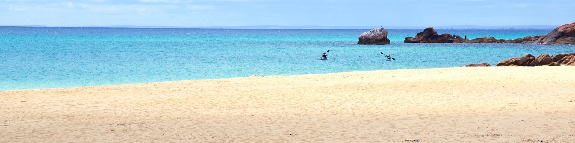 Naturaliste which includes a sandy beach, rocky coastline and kayaking or canoeing