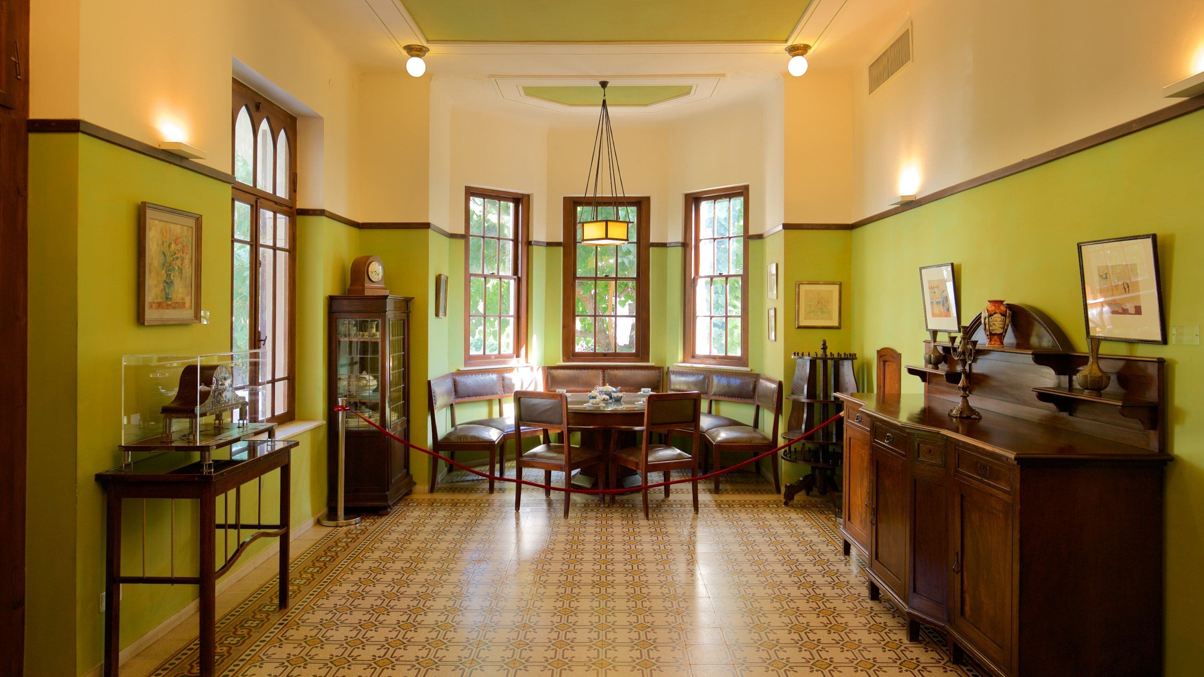 Bialik House which includes a house and interior views