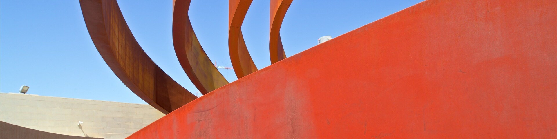 Design Museum Holon featuring modern architecture as well as a couple