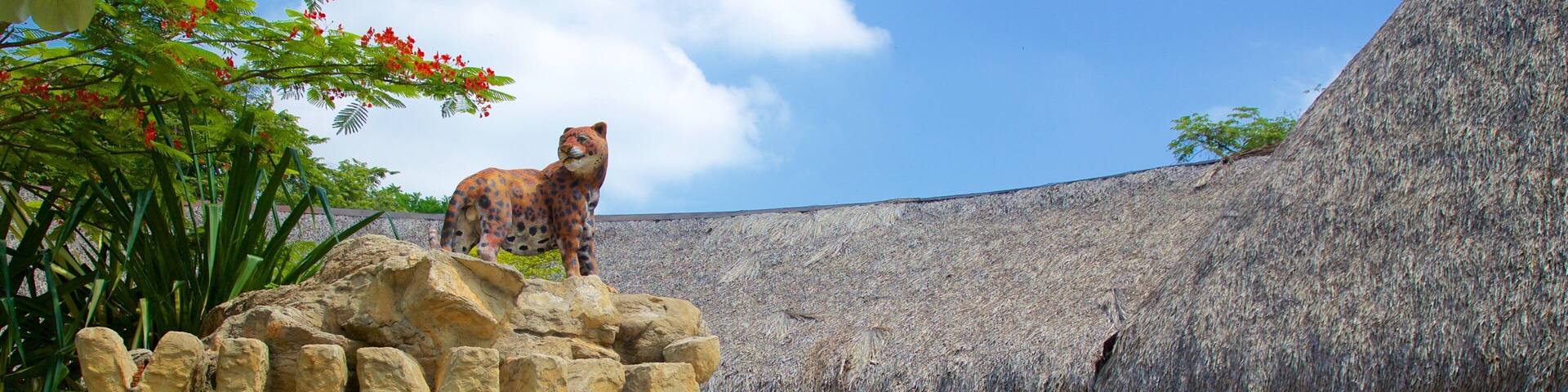 Villahermosa showing signage