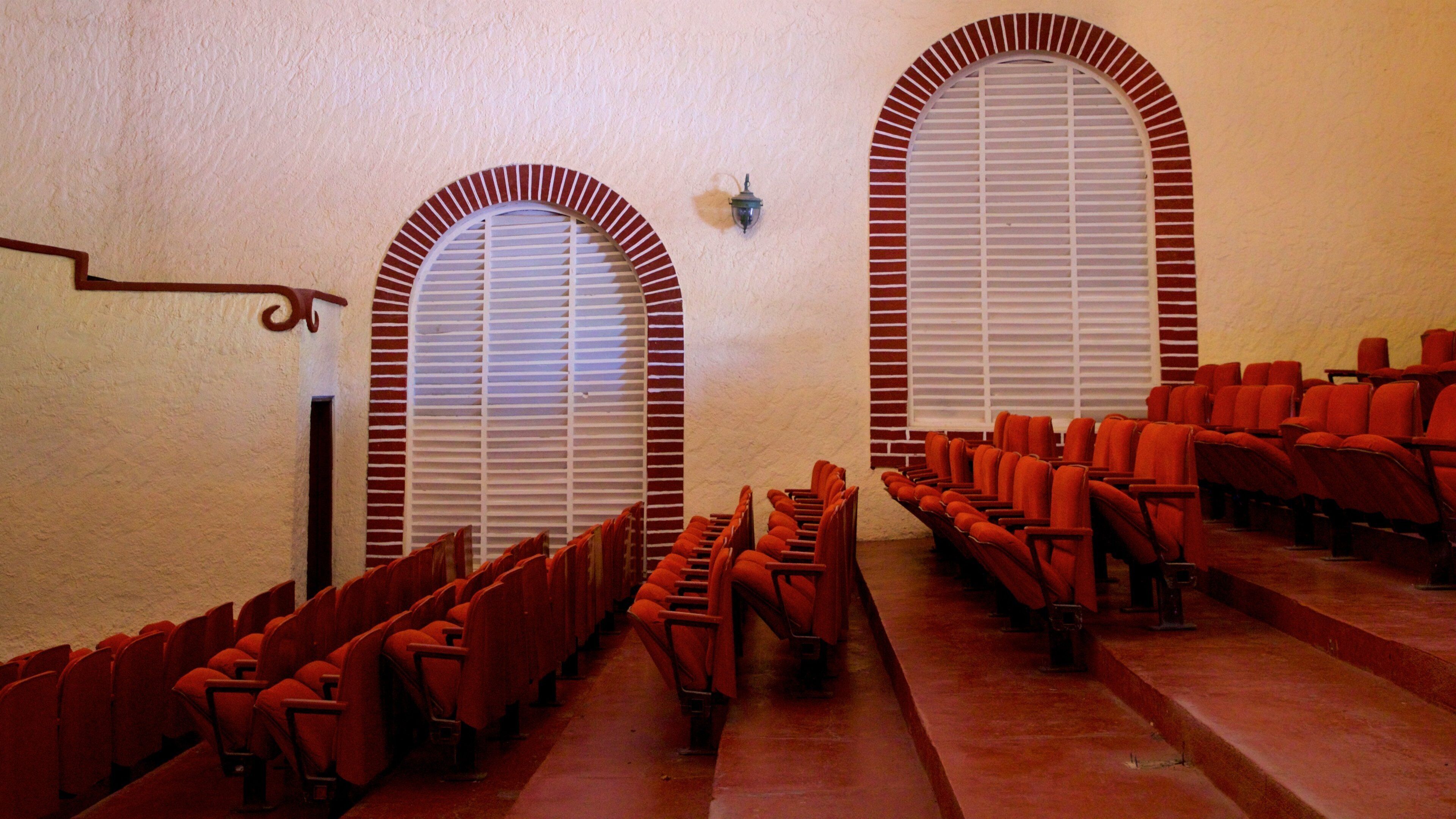 Teatro Marquez de Leon showing theater scenes and interior views
