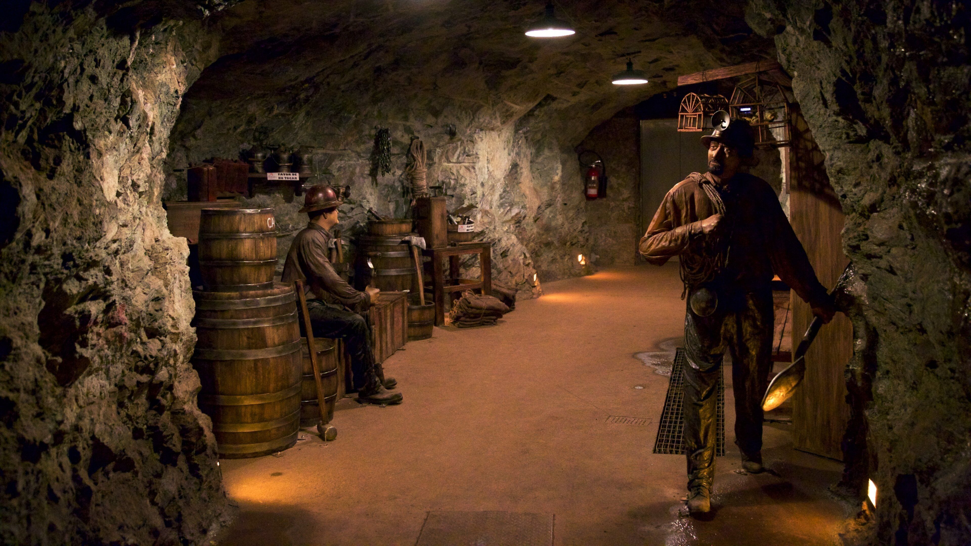 墨西哥 呈现出 洞穴 和 內部景觀