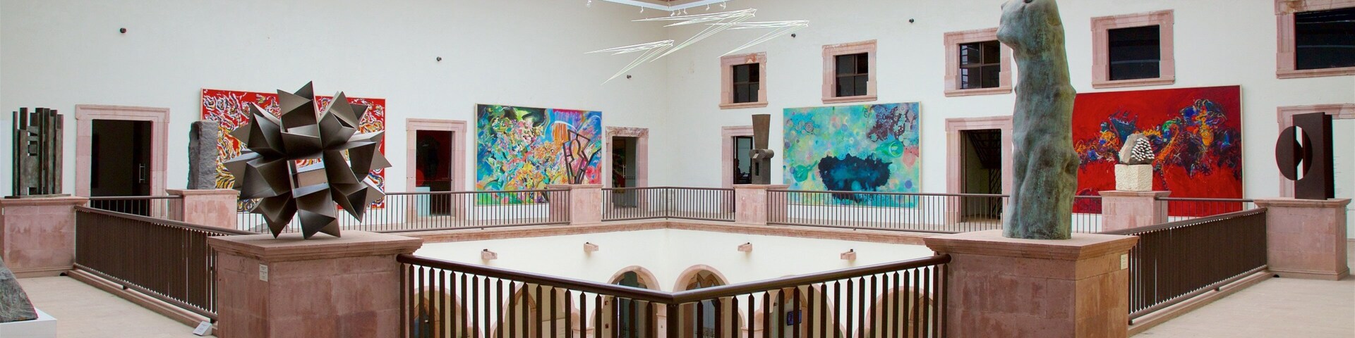 Zacatecas welches beinhaltet Innenansichten und Kunst