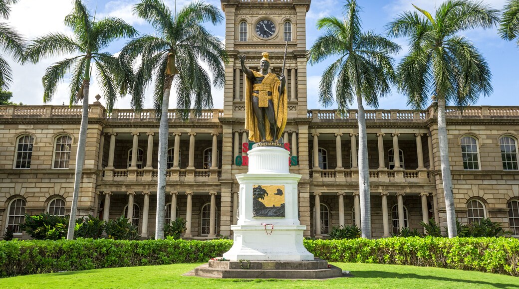 King Kamehameha statue in Honolulu