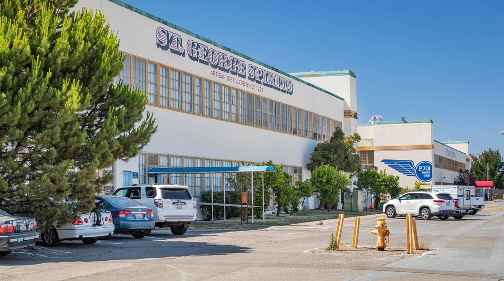 St. George Spirits showing signage