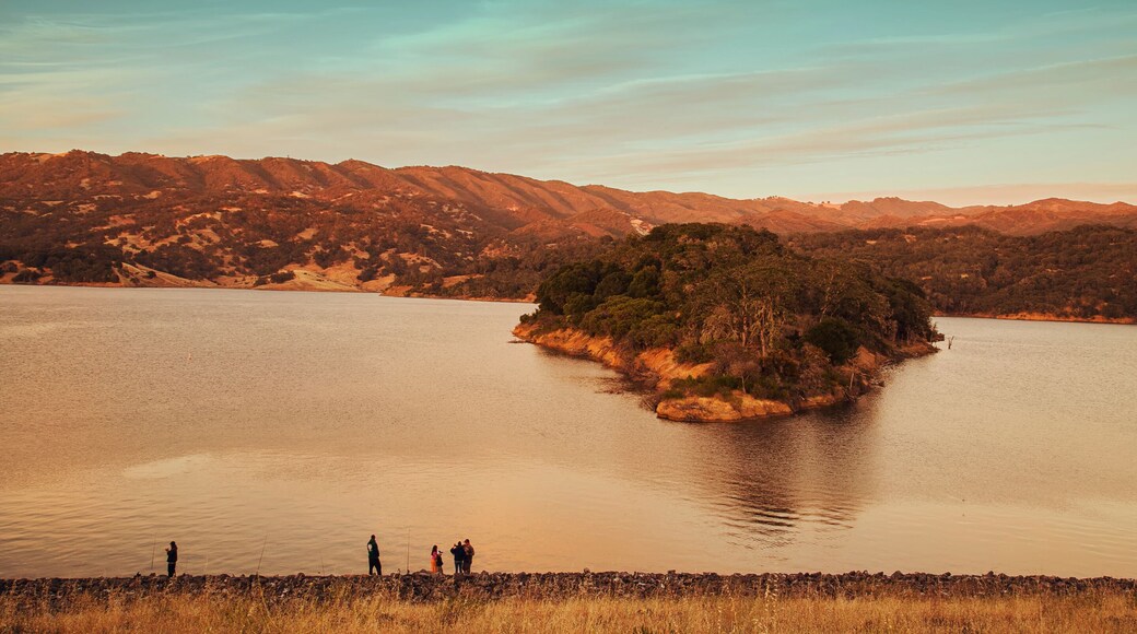 メンダシーノ湖