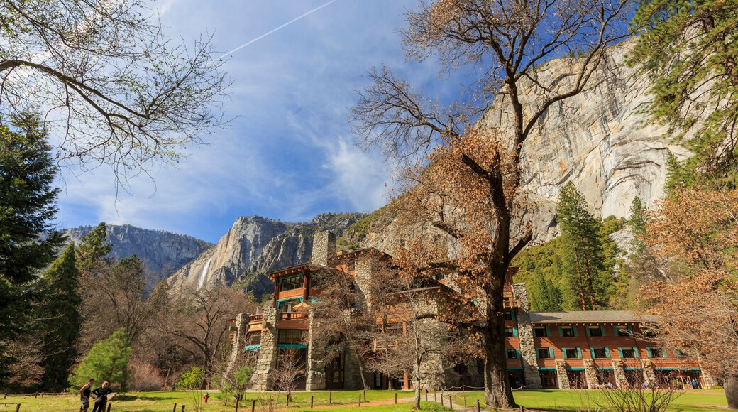 The famous historical Ahwahnee hotel