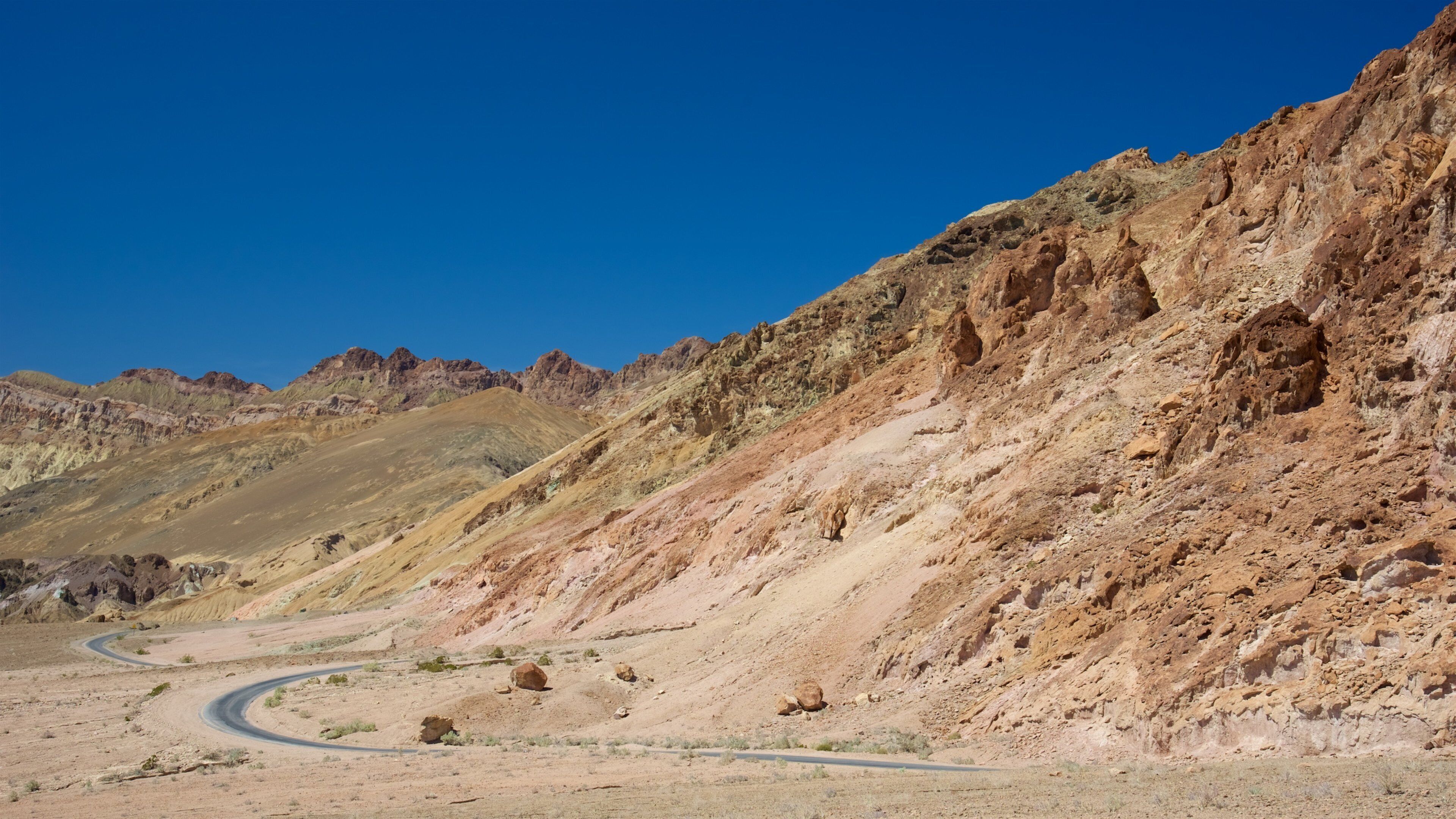 Death Valley fasiliteter samt rolig landskap