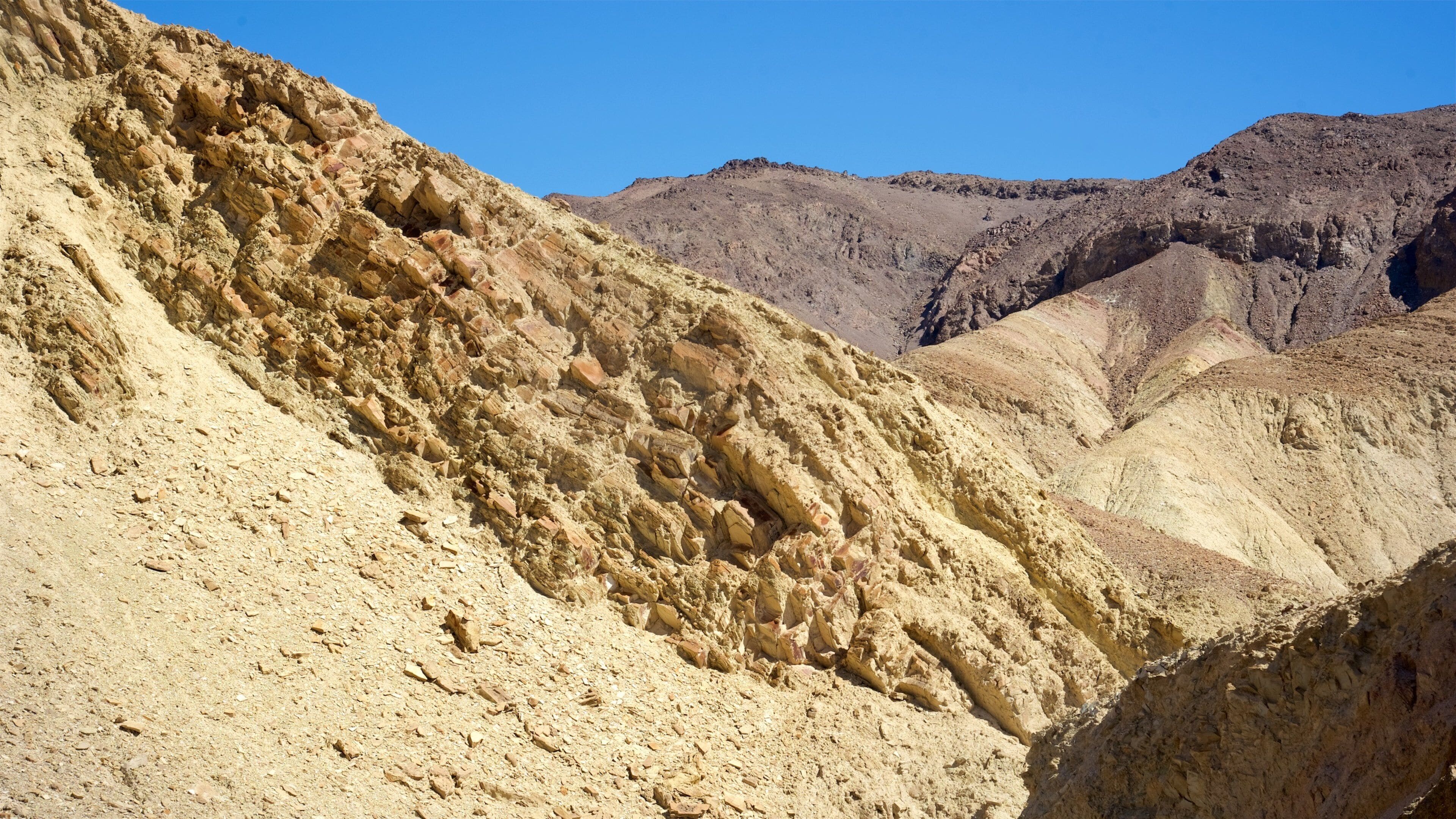 Artists Palette mettant en vedette vues du désert et gorge ou canyon