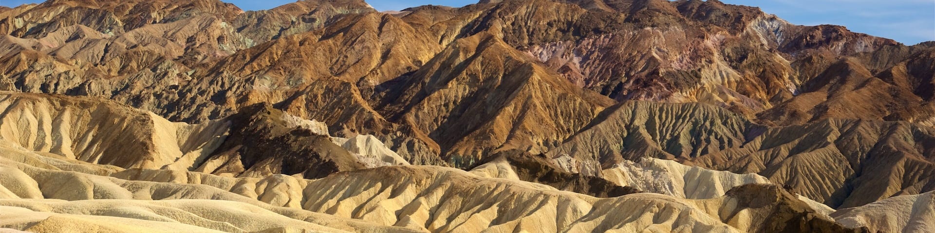 Death Valley which includes desert views and tranquil scenes