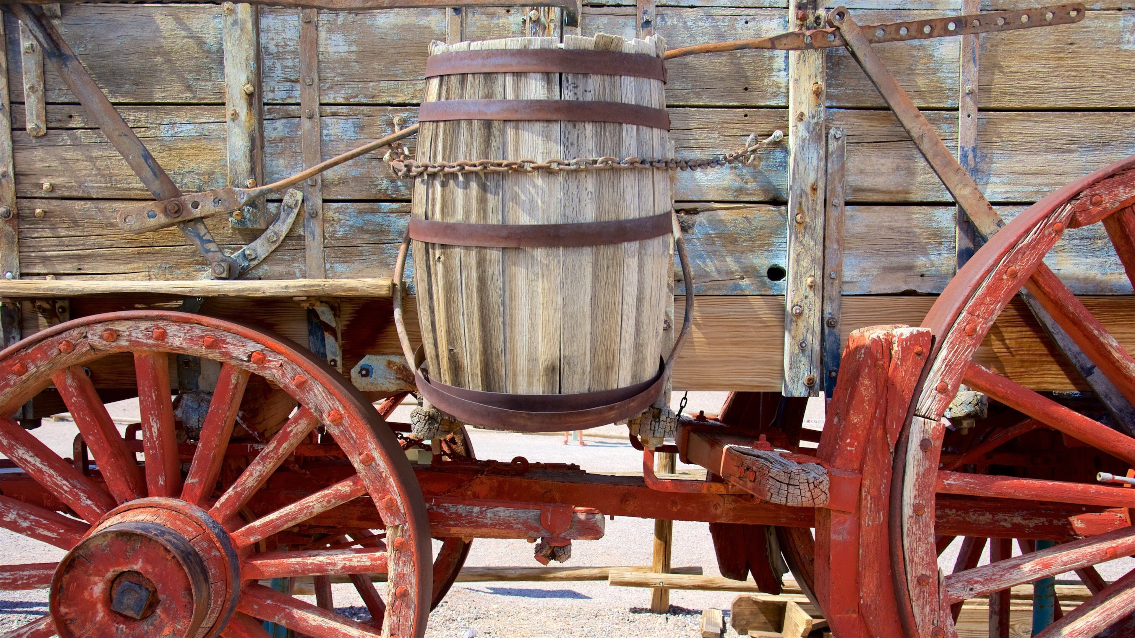 เดธ วัลเล่ย์ เนื้อเรื่องที่ มรดกวัฒนธรรม และ อุตสาหกรรม