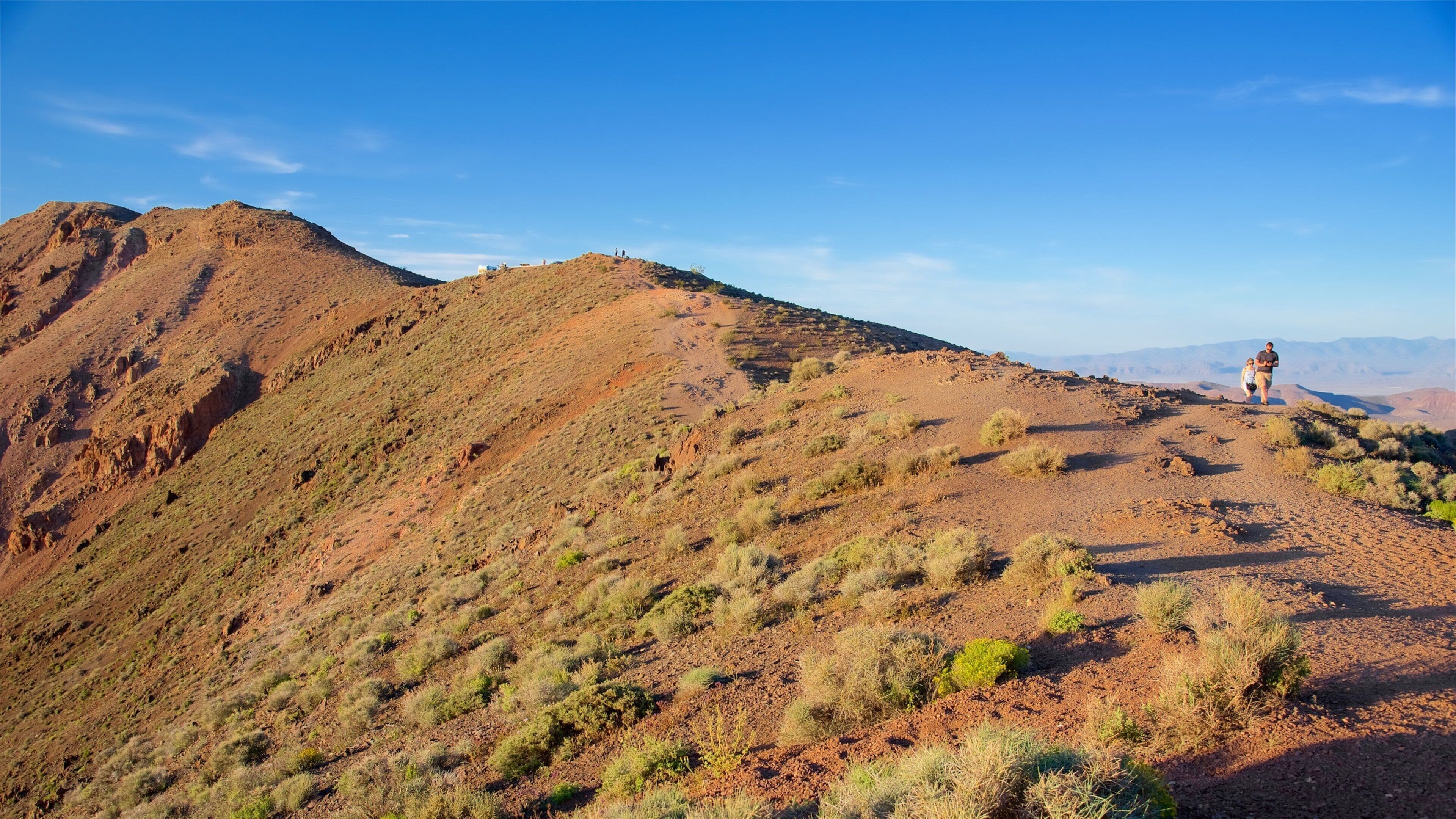 死谷 其中包括 寧靜的景觀 和 峽谷