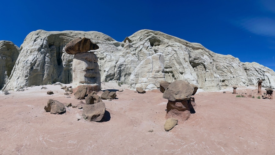 Toadstool Hoodoos Trailhead at Kanab