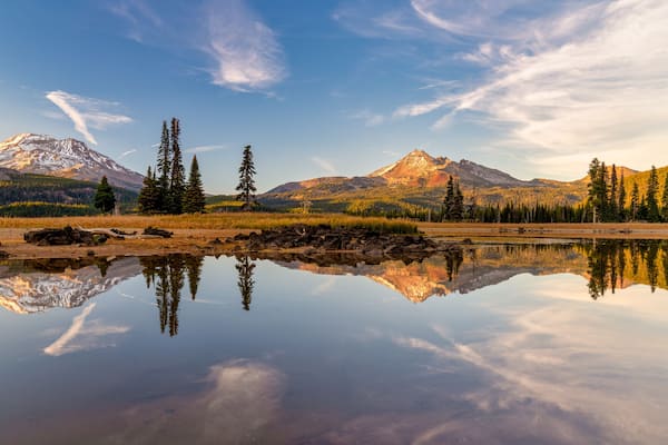 Sunset at Sparks Lake in the Cascade Mountains in Bend, Oregon
