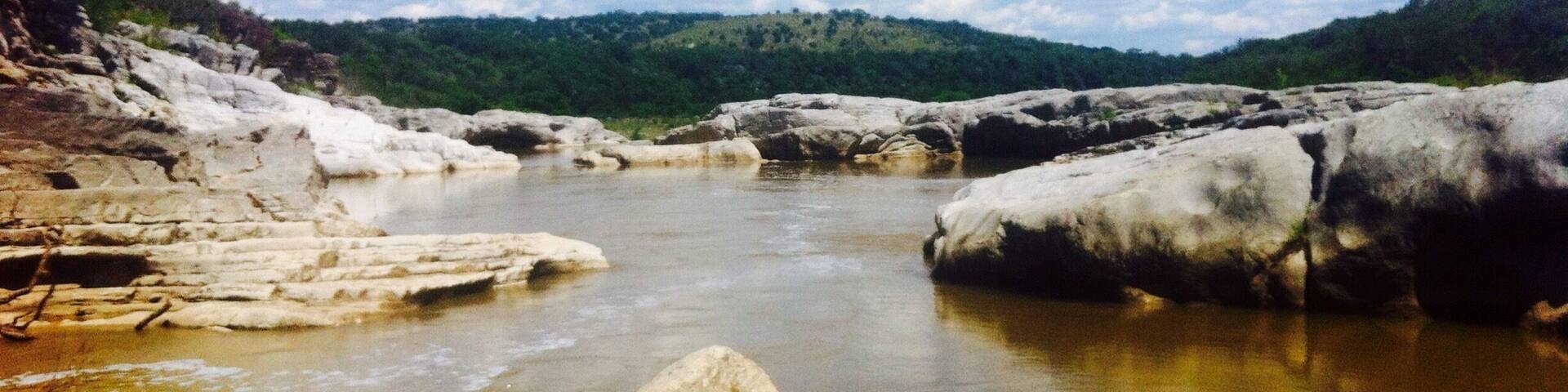 Lovely state park nearby Austin! Big sloping rocks and lovely falls (if water levels permit). It's nice to unplug and get lost deep in the heart of the Texas hill country. ❤️