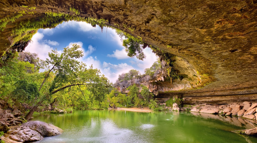 Hamilton Pool sink hole, Texas, United States