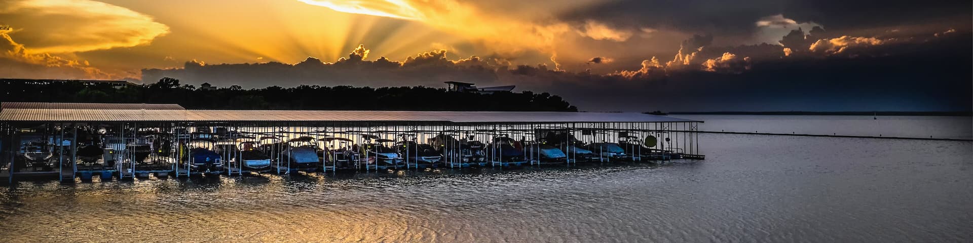 sunset over marine lake grapevine Texas