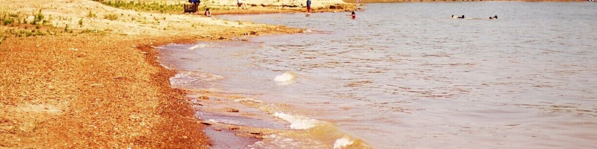 Tucked away right behind the beautiful Gaylord Texan, this lake is a lovely destination during the summer days. With lovely waves playing on your toes, this park has tons of gazebos for summer picnics, that over look the lake. Every friday all through summer, there are fireworks that are displayed over the lake. There is also a wonderful play area near the lake. This is a definite not to miss destination.
#localgem