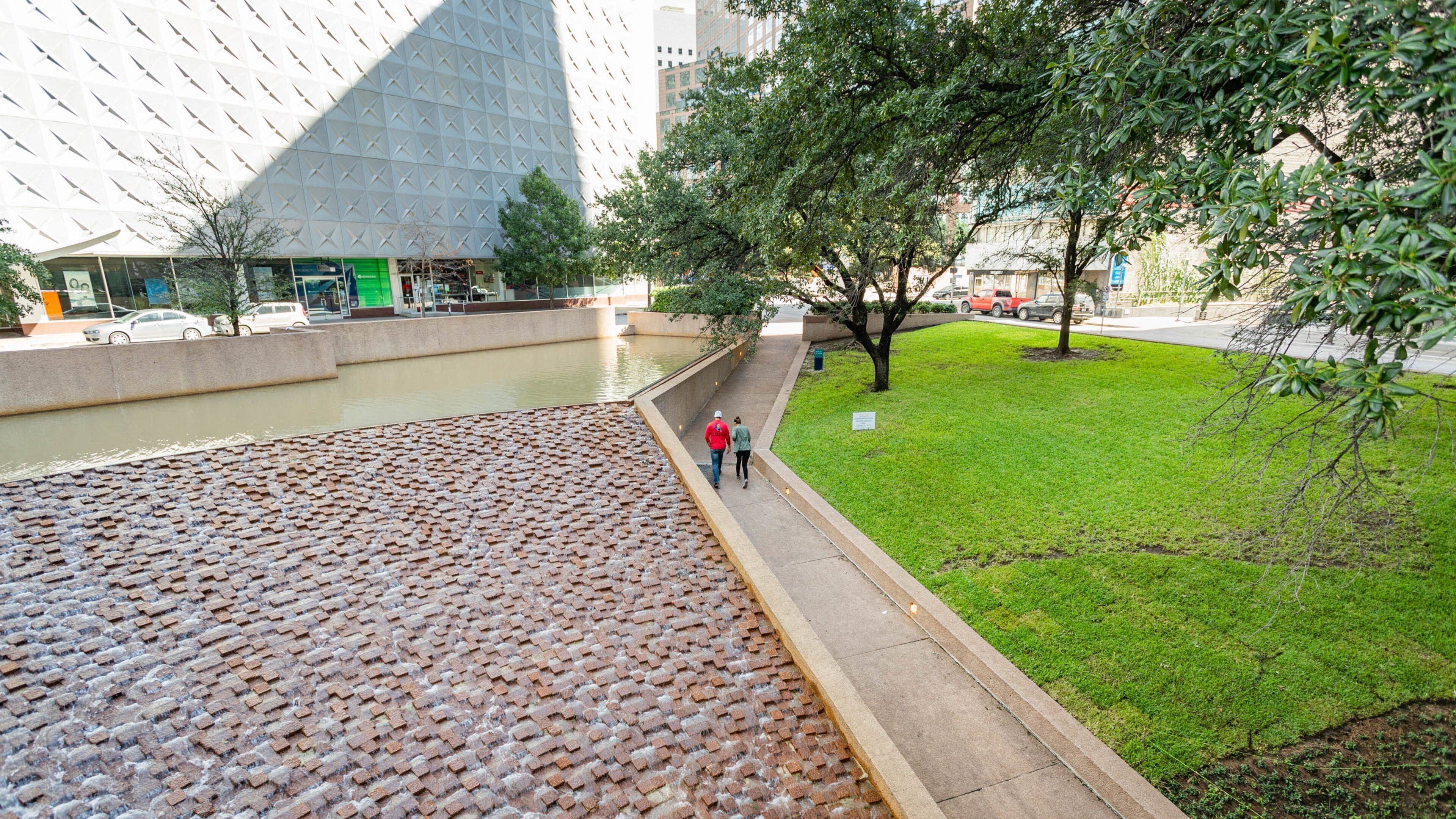 Thanks-Giving Square