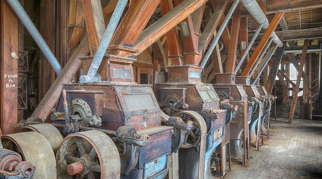 オールド・ミル・アンティークス