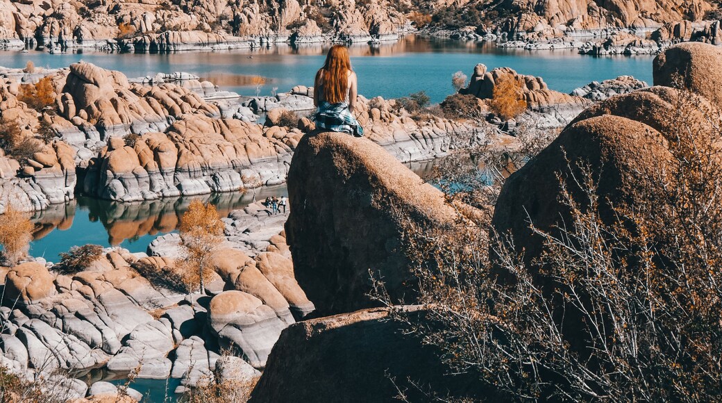 Watson Lake was one of the coolest desert lakes I've seen! It was surrounded by awesome rock formations that made for a fun hike with plenty of scrambling.
Quick Tip: Bring your climbing gear and rope up! There are quite a few bolted routes near the lake.
#Arizona #Adventure
#Trovember