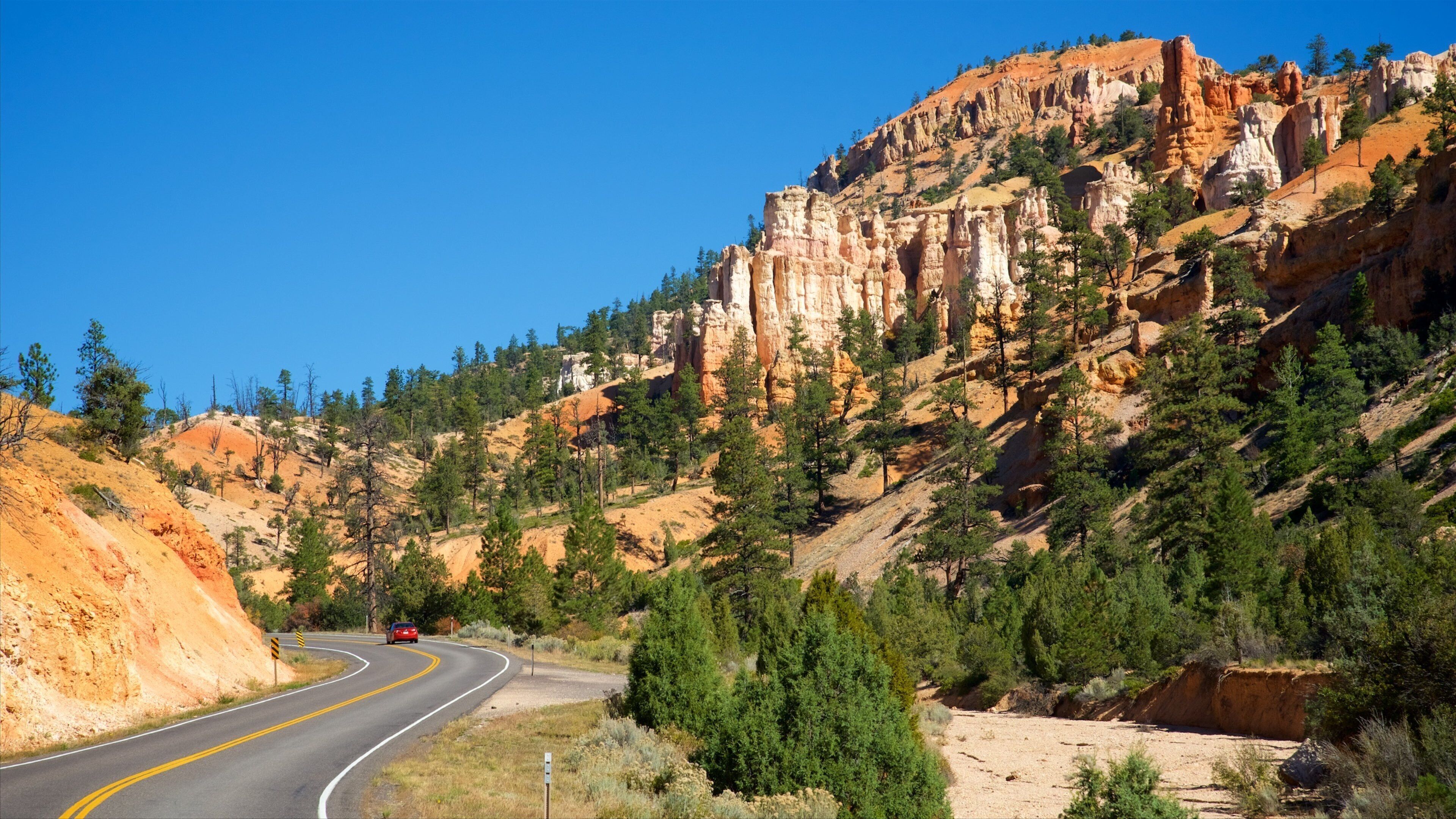 Tropic johon kuuluu vuoret, matkailu ja maisemat