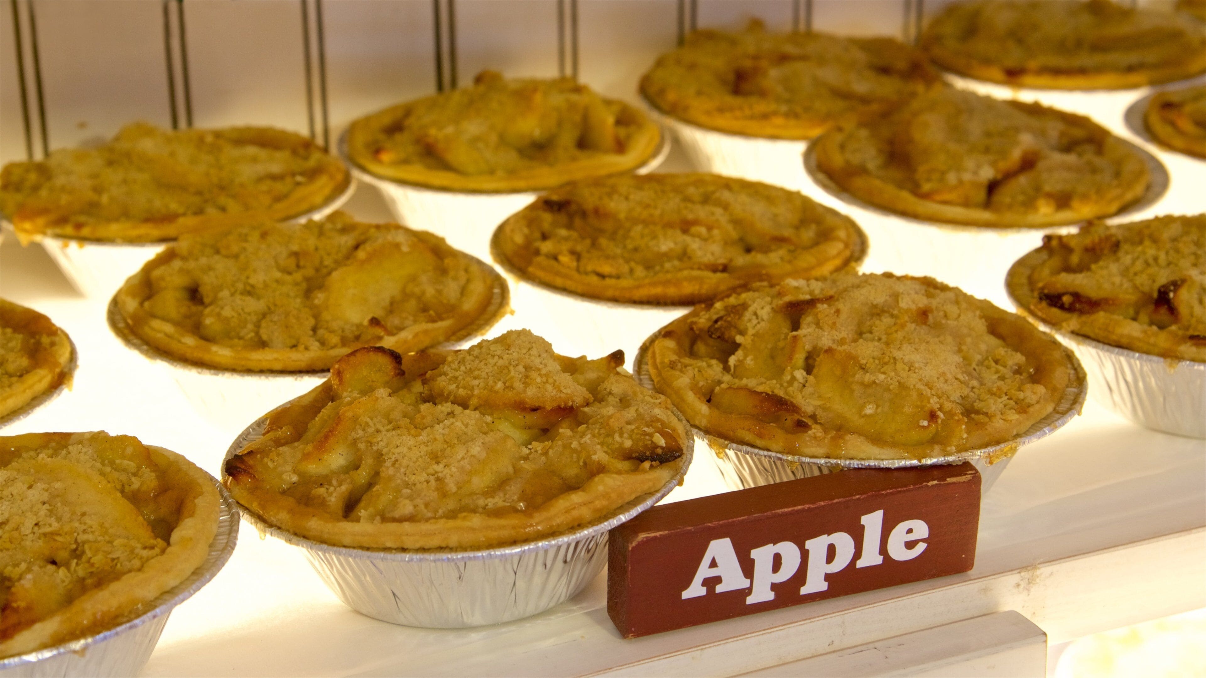 Torrey mostrando vistas internas e comida