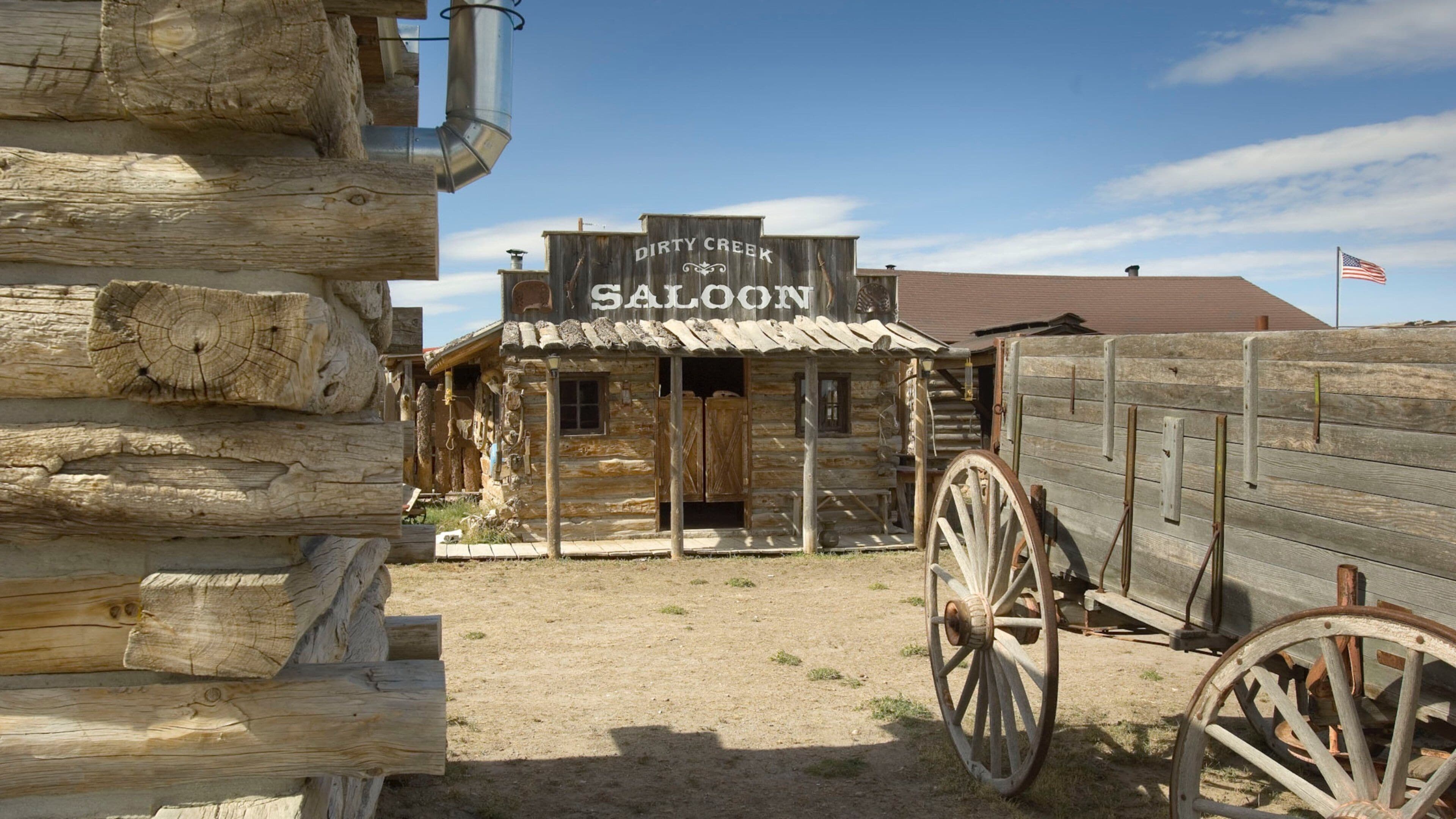 Fort Robinson State Park showing heritage architecture, a small town or village and signage