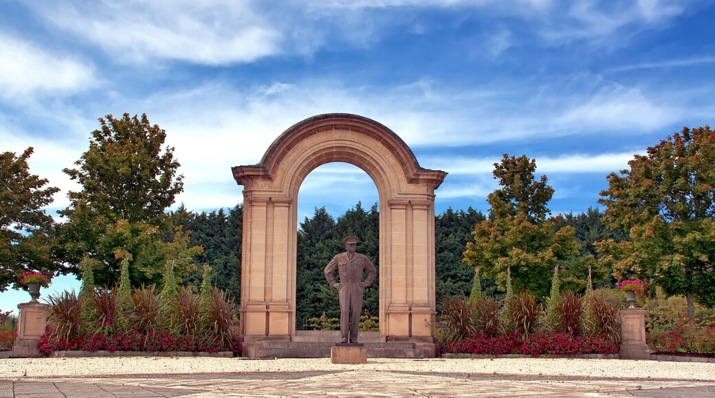 Eisenhower Veterans Monument