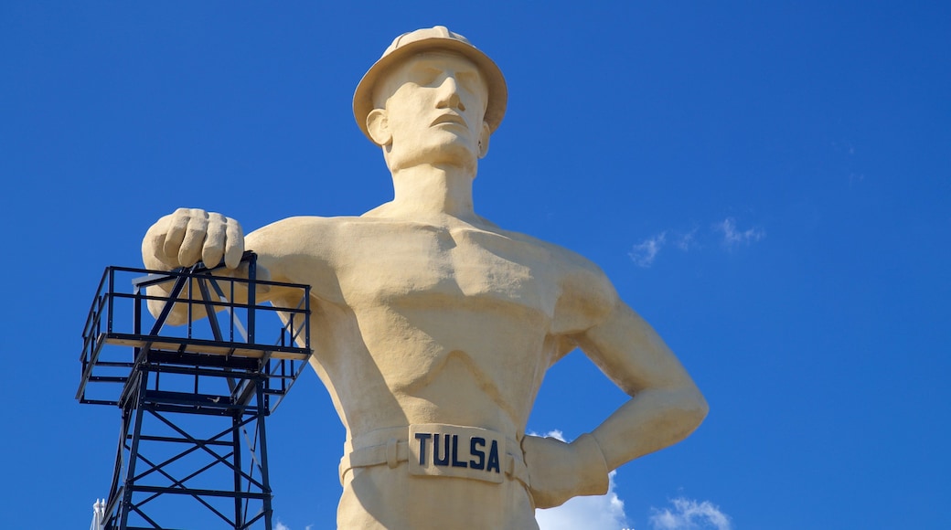 Golden Driller showing a monument and outdoor art