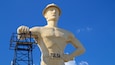 Golden Driller showing a monument and outdoor art