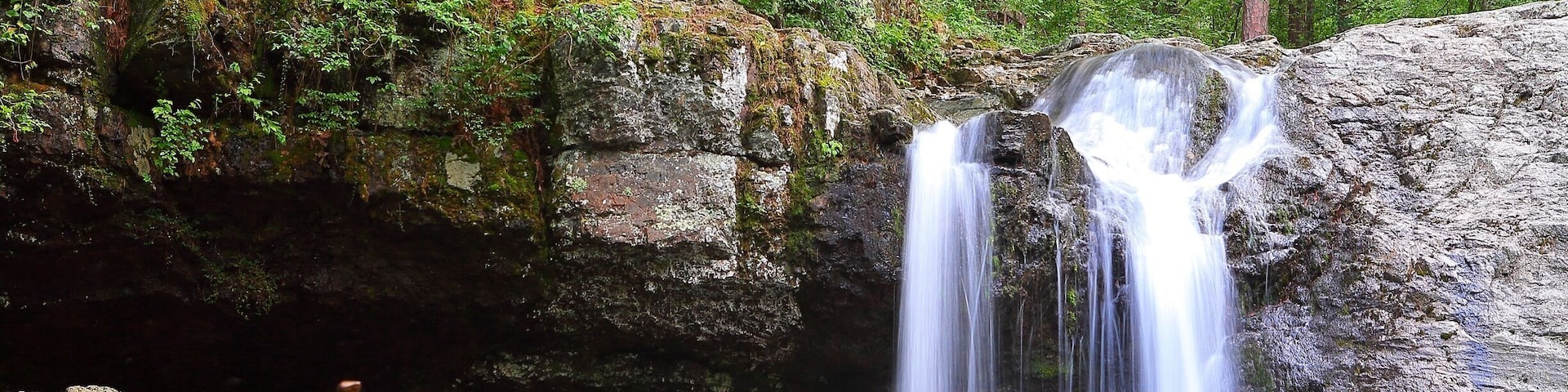 My first cairn, at the falls. #waterlust