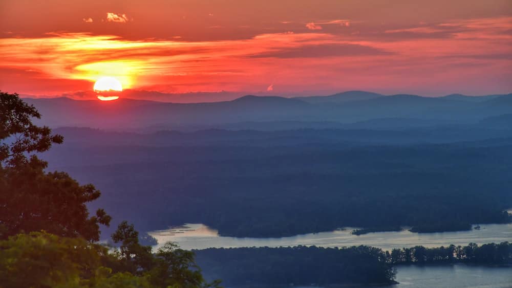 Hickory Nut Vista, viewing an amazing sunset over Lake Ouachita