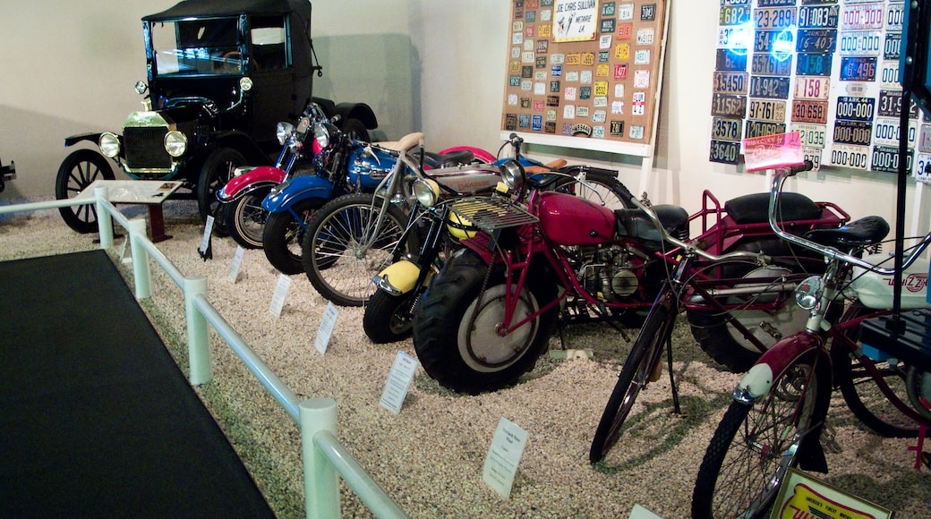 Little Rock - Central Arkansas showing interior views