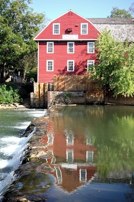 War Eagle Mill is a working grain mill. You can purchase their products here at the mill or through their website. They also have a restaurant on the top floor, Bean Palace, serving traditional country cooking. This gorgeous country setting is home to a giant craft fair in the spring and fall.
