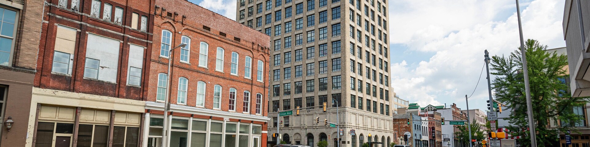 The Cotton Museum at the Memphis Cotton Exchange which includes a city