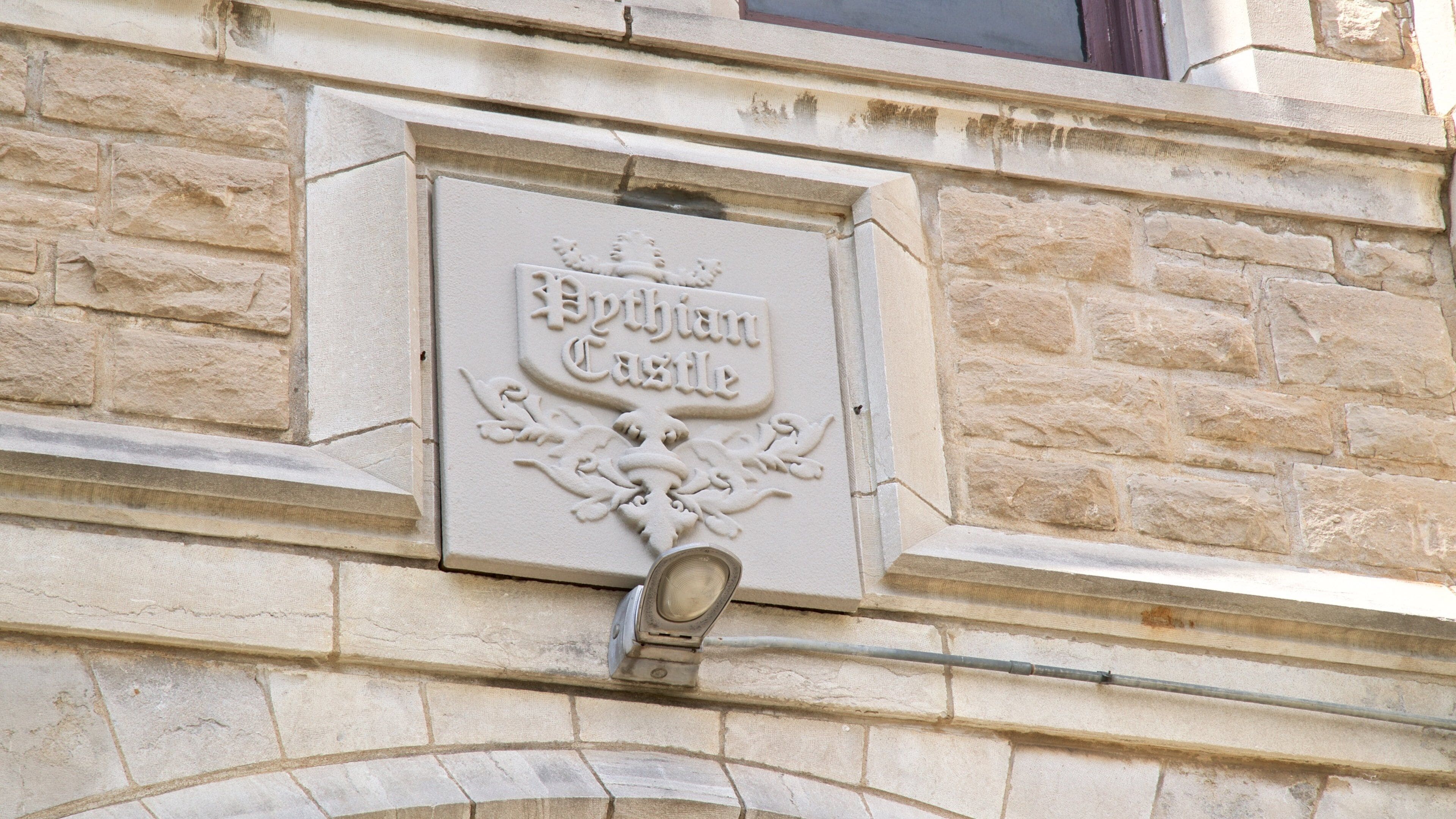 Pythian Castle som viser skilt og kulturarv