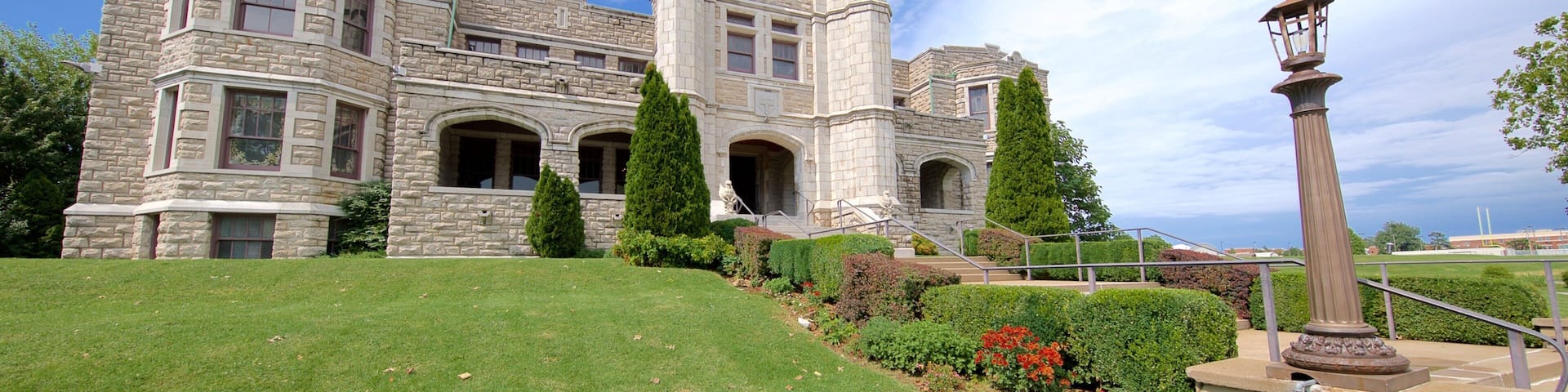 Pythian Castle which includes a park and heritage architecture