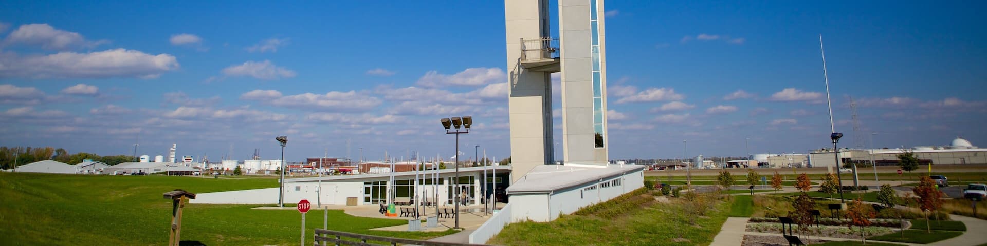 Lewis and Clark Confluence Tower mit einem Ansichten
