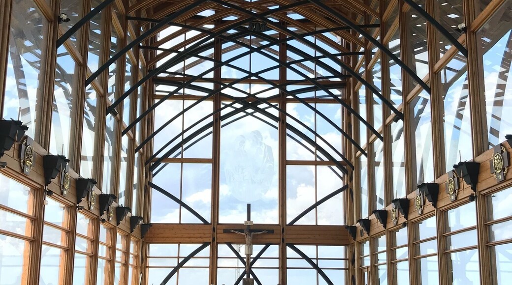 Beautiful shrine built in Gretna just outside Omaha. Visible from the interstate which was where I first saw it and just had to go and have a closer look.