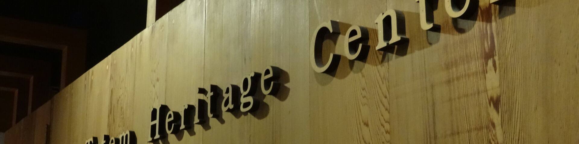 O Totem Heritage Center fica na cidade de Ketchikan e abriga uma das maiores coleções de totens não restaurados do século XIX. Há totens em exposição permanente e outros destinados a pesquisa. O museu ainda divulga a arte e os artefatos das nações Tlingit, Haida e Tsimshian através de um programa de aulas de arte e outras atividades.
#totem #ketchikan #alaska