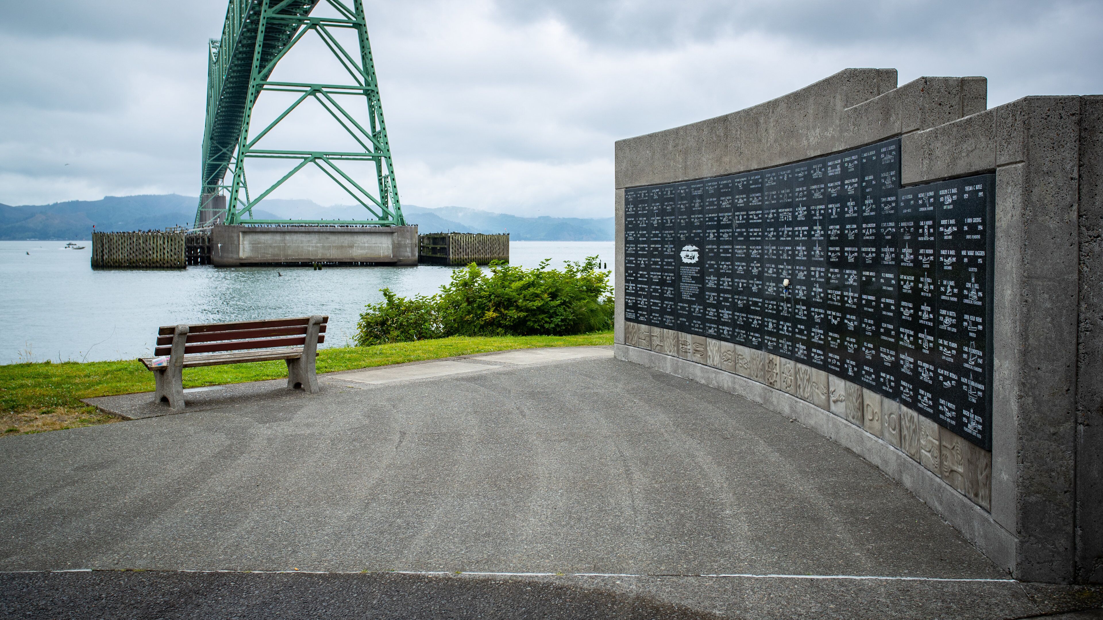 Maritime Memorial showing a bay or harbor