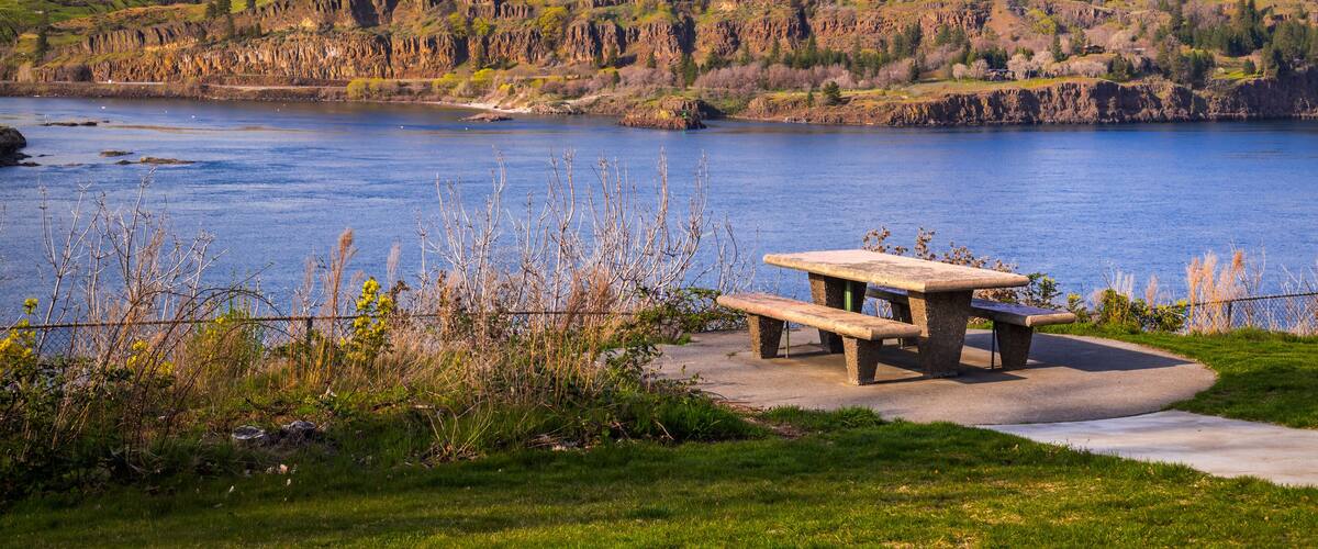 Beautiful view at Columbia river gorge in Oregon from Memaloose State Park in golden hour