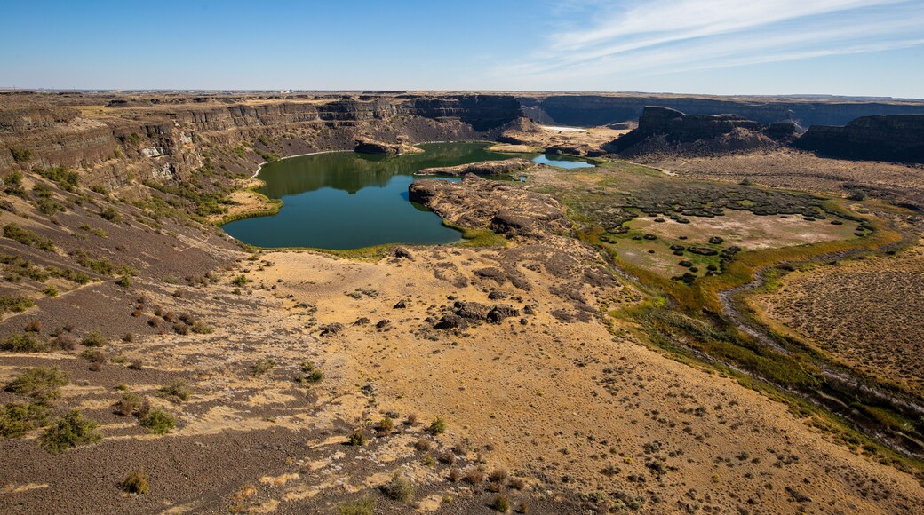 Sun Lakes-Dry Falls State Park. Sun Lakes-Dry Falls State Park in Eastern Washington, USA.