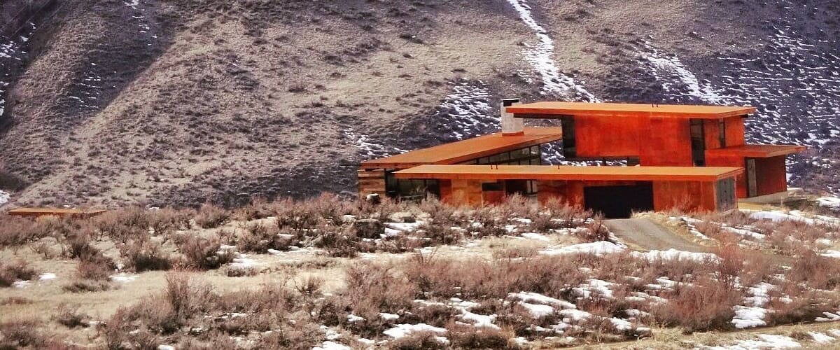 Prayers go out to folks of Twisp and Winthrop who are battling wildfires right now
-- Photo taken early winter last year #roadtrip