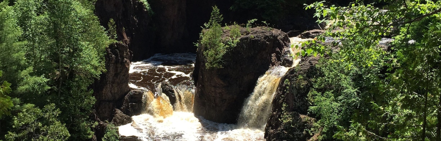 You can see clearly why it’s called Copper Falls State Park.